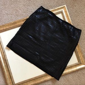 Sequin mini skirt in black SALE 💯